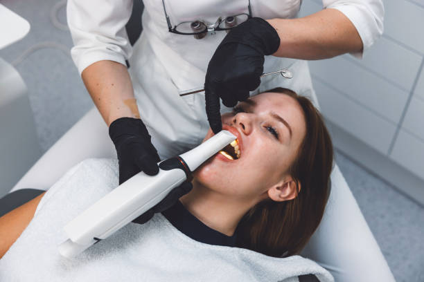 Best Emergency Tooth Extraction  in Northbrook, IL